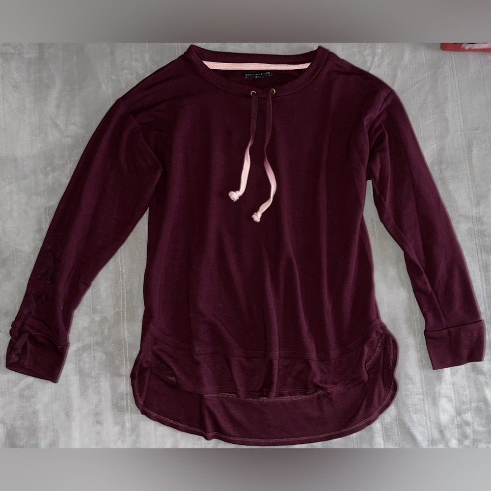 Signature Studio Long Sleeve